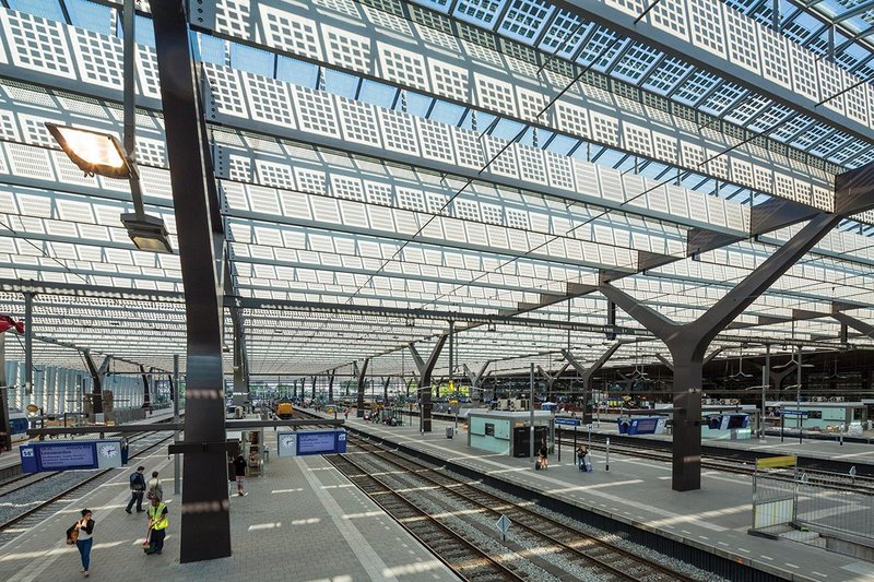 The enormous new PV glazed roof of the north hall, looking east.