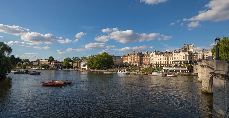 Richmond Riverside, completed by Quinlan Terry Architects in 1987.