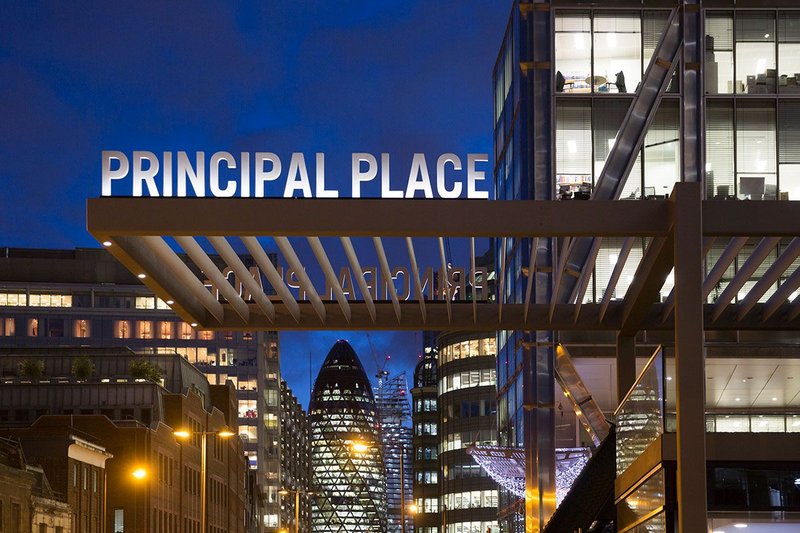 Where are the true break out spaces in the city – beyond the bounds of corporate walls? Foster and Partners’ Principal Place, City of London.