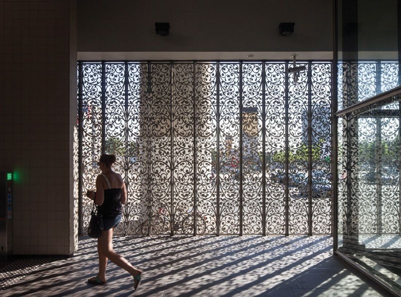 By day the lighting effects are reversed, with sunlight creating a delicate shadow pattern on the station’s floor.