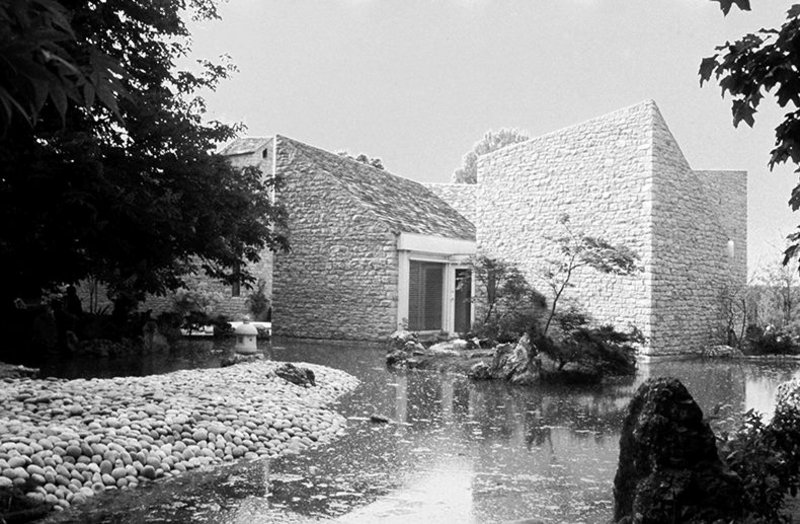 The house at Shipton-under-Wychwood established a new English vernacular