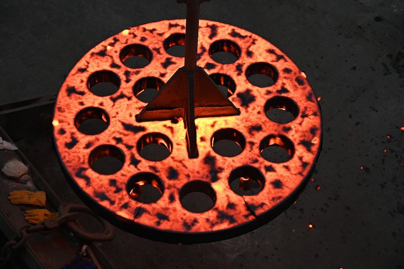 Photographs of the first electric cement production in an electric arc furnace at the Materials Processing Institute in Teesside.