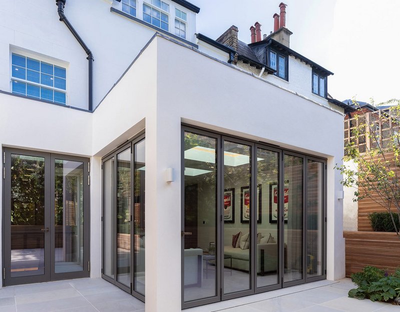 Schüco systems at the refurbished home in Notting Hill, London. Their design flexibility enabled the specification of 2.7 metre high doors.