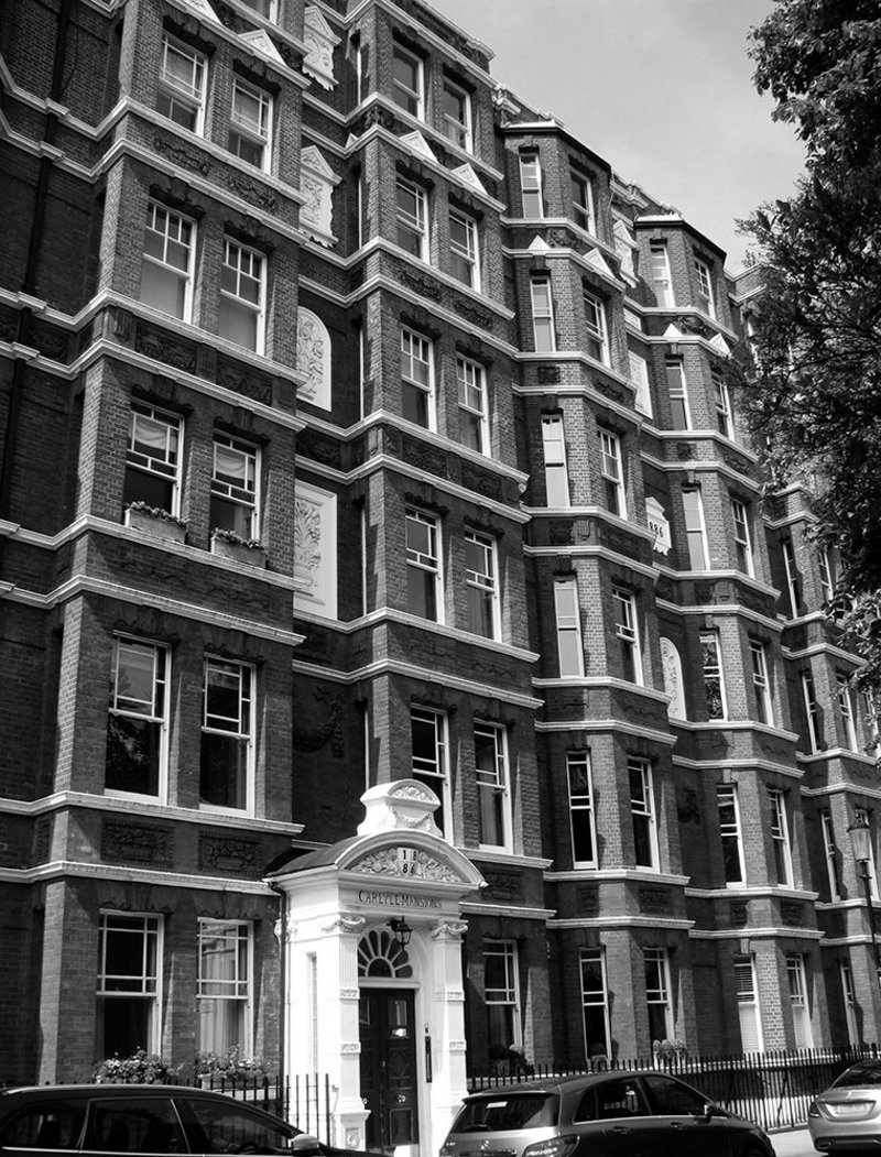 An example of high-rise Victorian Housing. Carlyle Mansion, Cheyne Walk, Chelsea, by Walter Seckham Witherington, 1886.