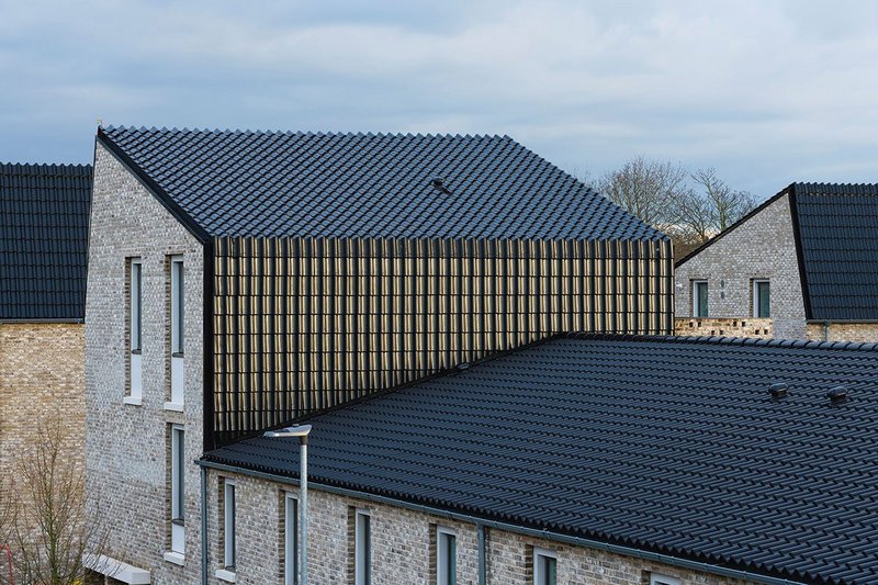 The traditional form of contract of housing at Goldsmith Street, Norwich, allowed Mikhail Riches to thoroughly check the sustainability of the products it specified, as with these tiles.
