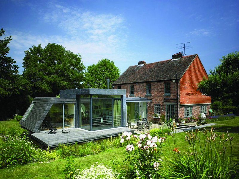 David Rea Architects has made a new landscape in the Sussex Weald.