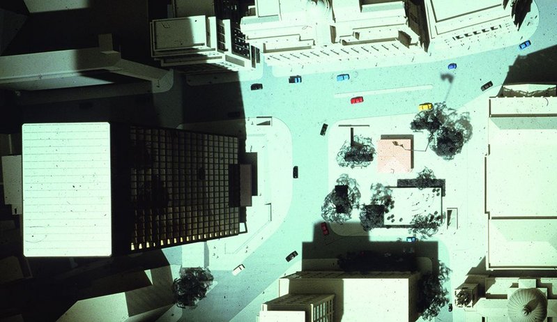 Bird’s eye view of the new square at the foot of Mies’ tower.