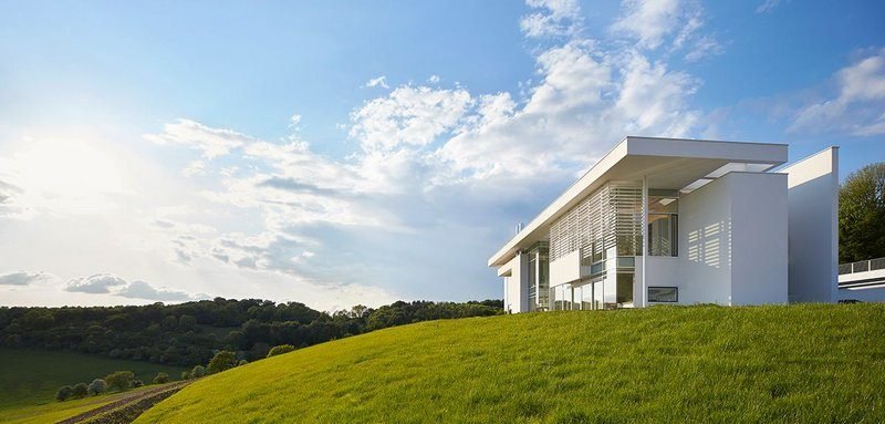 Berman Guedes Stretton worked with Richard Meier on this RIBA award-winning house in Oxfordshire.