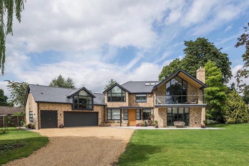 Cupa 12 natural slate roof tiles at Landsdowne House, Cambridge.