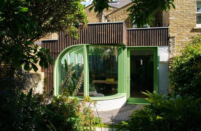 CAN’s extension embraces natural materials and a west-facing garden.