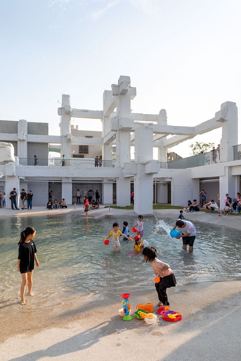 The deconstructed concrete of the old China Mall forms the centrepiece of MVRDV’s new urban intervention.