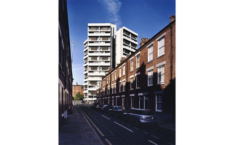 Caption: Denys Lasdun’s refurbished Keeling House in Bethnal Green.