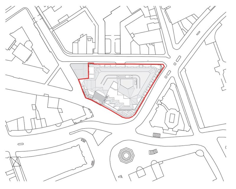 Site plan of Lucent outlined using red line.