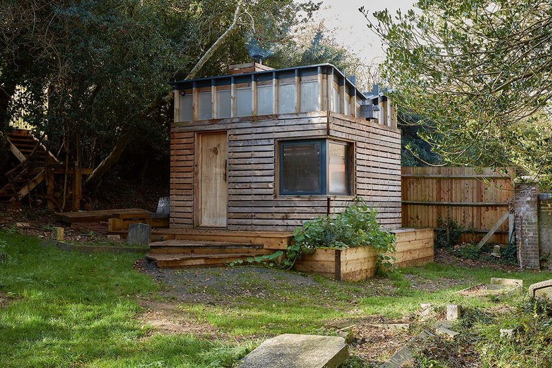 The volunteer hut at Rectory Lane Cemetery was built by the volunteers.