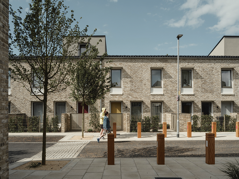 To counter the returning style wars Hugh was pleased to see Mikhail Riches win the Stirling Prize in 2019.