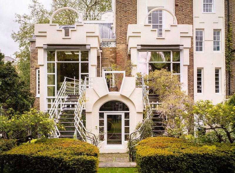 Charles Jencks, Terry Farrell, et al., The Cosmic House, London. Credit: Courtesy of Jencks Foundation at The Cosmic House. Photo: Sue Barr