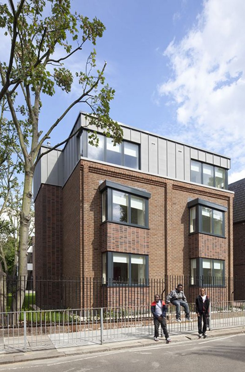 The remodelling of Liberty Fields in Camberwell, the old Royal College of Music halls of residence, into 90 studio apartments for students was a watershed project for DMA.