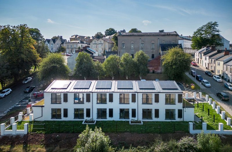 HIll Street House external view.