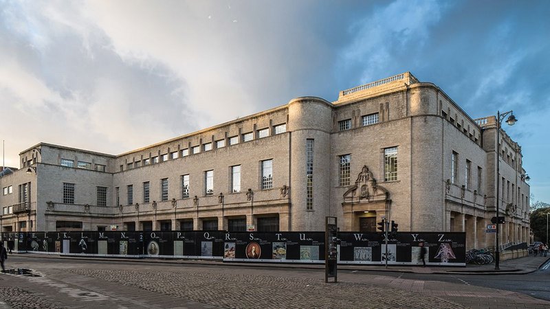 Restored south elevation of the Scott library with its new entrance colonnade addressing Bodleian Library and Sheldonian Theatre.