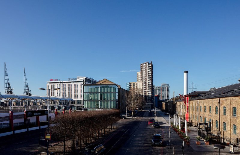 Working the procurement and programme issues through with clients is critical. Royal Docks West is a 20-storey tower in the Royal Victoria Docks, Newham, London by EPR Architects for Mount Anvil.