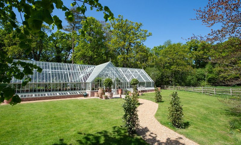 Lime Wood Hotel and Spa in Lyndhurst, Hampshire is home to an Alitex cruciform glasshouse that provides growing space for Mediterranean fruit, vegetables and herbs.