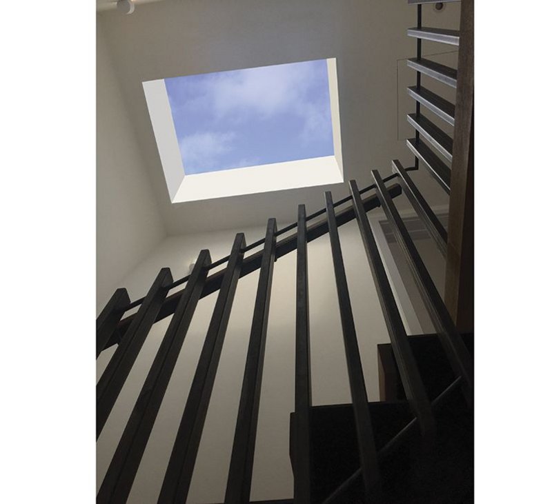 The Neo Plateau rooflight has seamless internal linings to the glass so that all you see is the sky, as well as reduced heat loss through its insulated kerb detail.