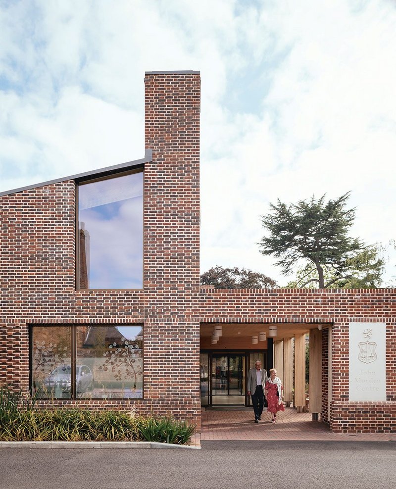 The north main entrance references the Swedish modernists. All the building’s themes are legible here: the pavilion form, the colonnade and landscape engagement.