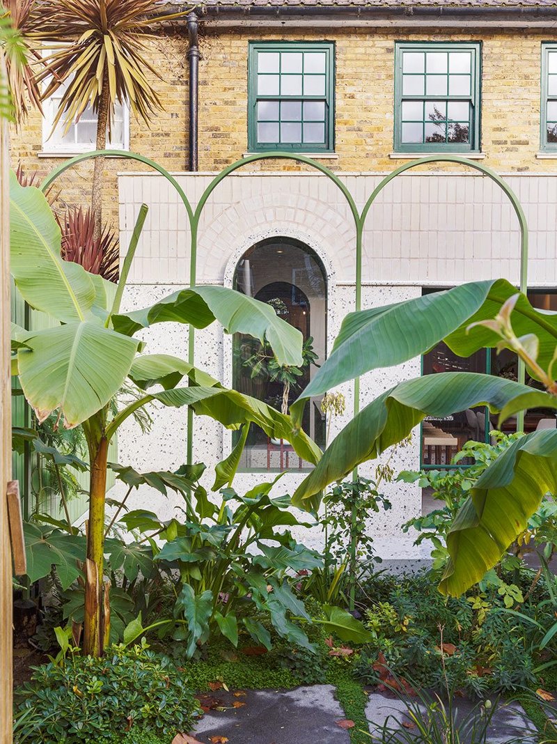 Garden designed by Adolfo Harrison at Gundry + Ducker’s White Rabbit House.