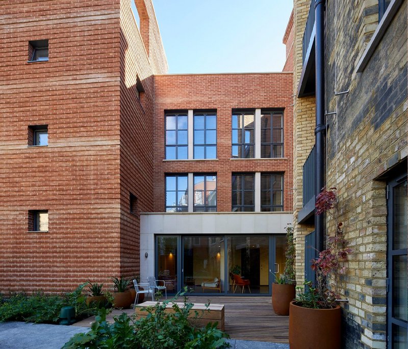 Schüco Janisol Arte 2.0 steel windows and doors at The Marlo development in Blandford Street.