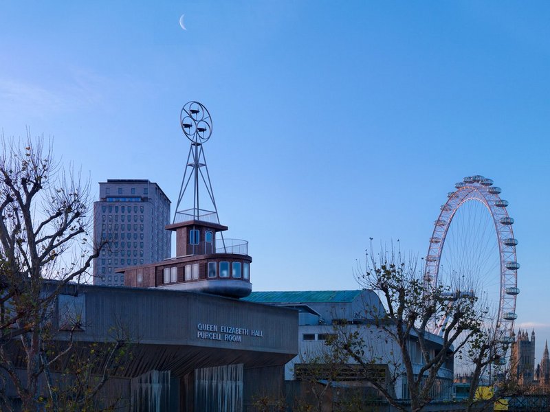 David Kohn Architects worked closely with design and fabrication company Millimetre to realise A Room for London on the roof of the Queen Elizabeth Hall on the Southbank. The project was a collaboration with artist Fiona Banner.