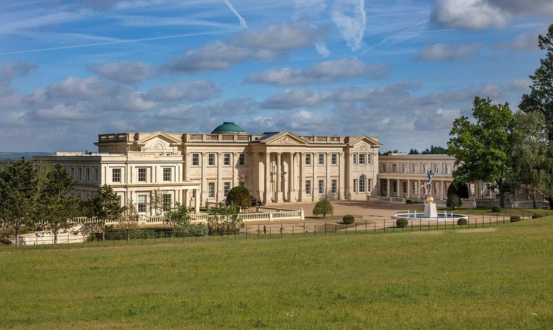 Robert Cox worked with Robert Adam on the regeneration of a Surrey mansion on a 200ha estate, originally designed in 2004 by ADAM Architecture, adding among other things, a new pool house.