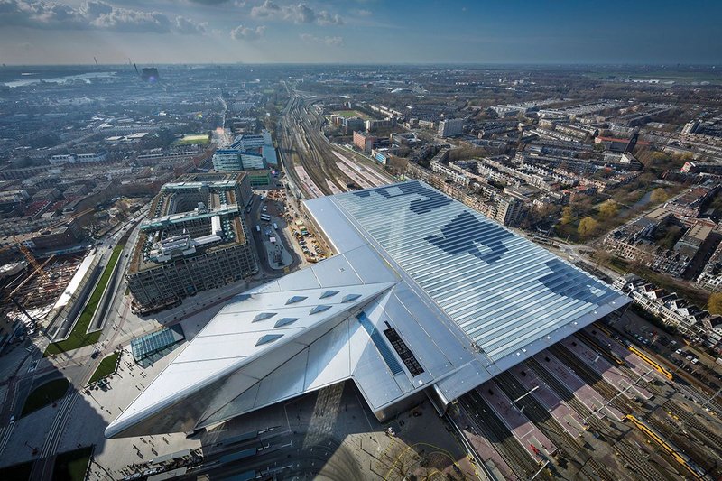 The starkly different nature of the north and south halls is evident from the air.