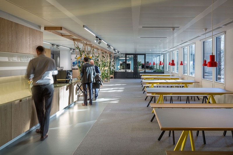 Cundall’s London office fit-out designed by Studio Ben Allen architects was one of the first to be certified under the WELL Building Standard. Natural material finishes, plants, plenty of daylight and a sophisticated M&E strategy to keep indoor air quality pure helped them to a Gold rating.