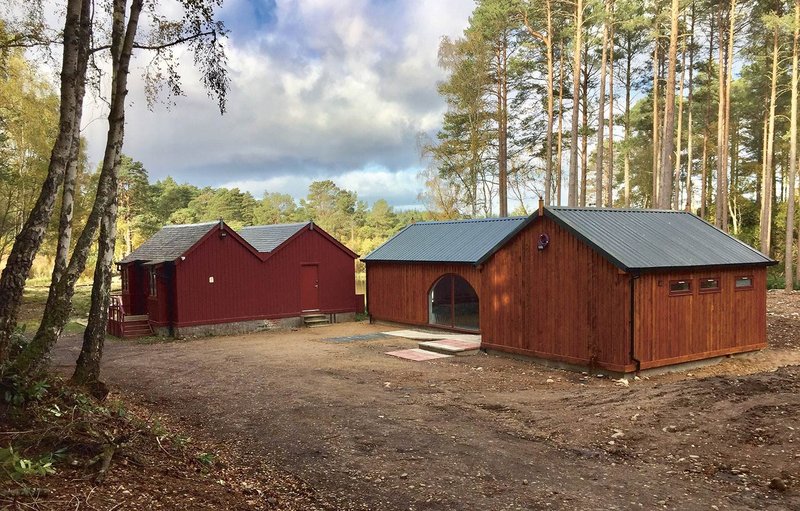 The refurbished boathouse and bothy and new stable block took advantage of SterlingOSB Zero’s intrinsic structural properties.