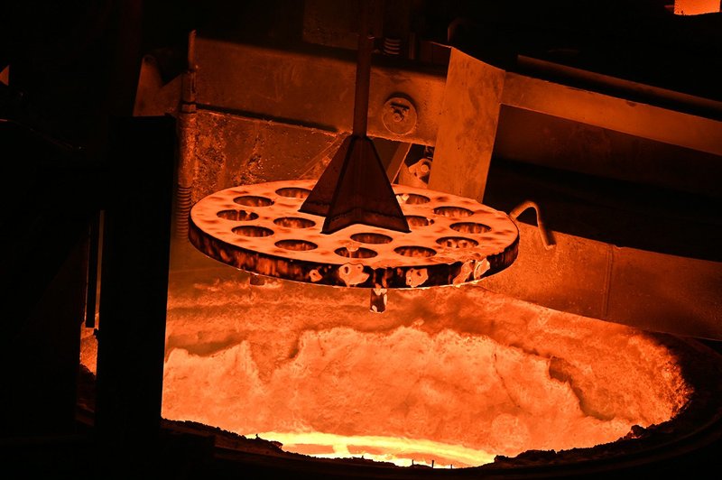 Photographs of the first electric cement production in an electric arc furnace at the Materials Processing Institute in Teesside.