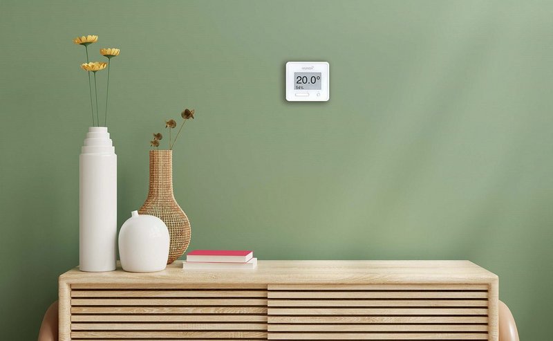 WundaSmart has separate thermostats in each room paired with smart radiator heads to reliably control individual room temperatures.