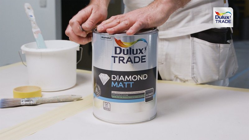 Updated Dulux Trade Diamond Matt: quality results for years to come for specifiers, architects and their clients.