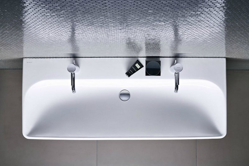 Geberit’s Smyle washbasin, part of a sleek new range featuring smart storage solutions designed with organisation in mind.