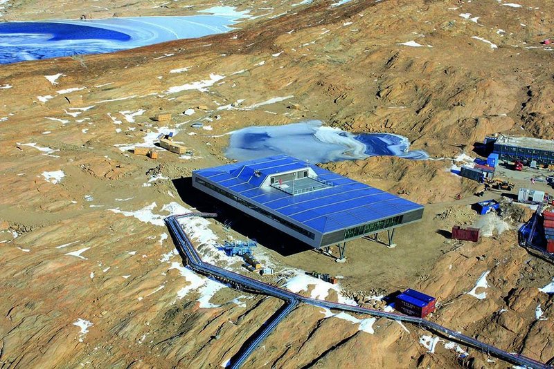 The completed Bharati Research Station.