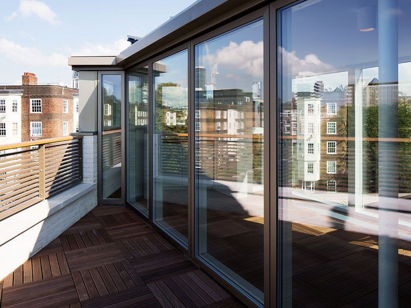 111 Tyers Street project by Evans & Opher Architects in London uses Velfac glazing.