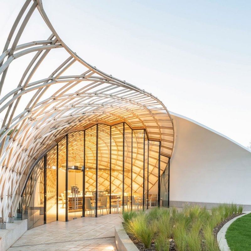 The café, one of two new buildings sunken into the landscape for visitors to Bosjes.