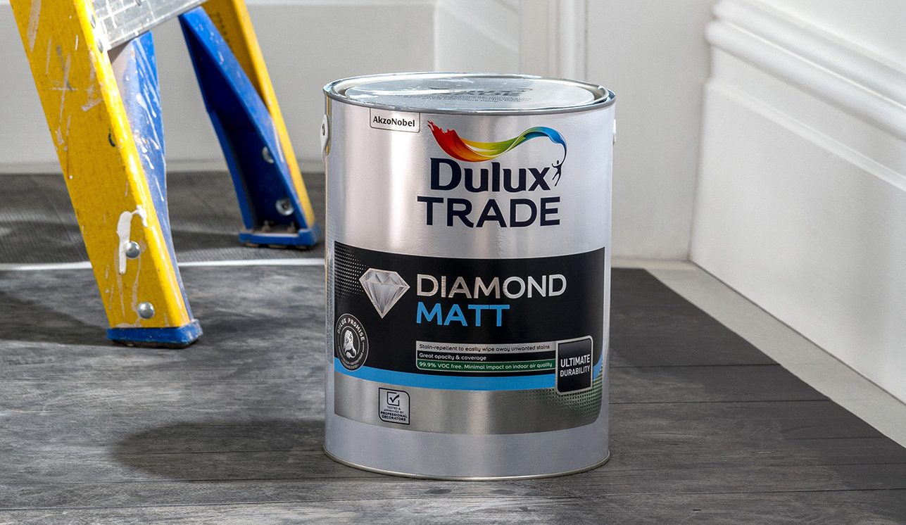 Dulux matt. Dulux trade Diamond Matt. Dulux Extra Matt. Dulux Diamond Extra Matt. Dulux Diamond цвета.